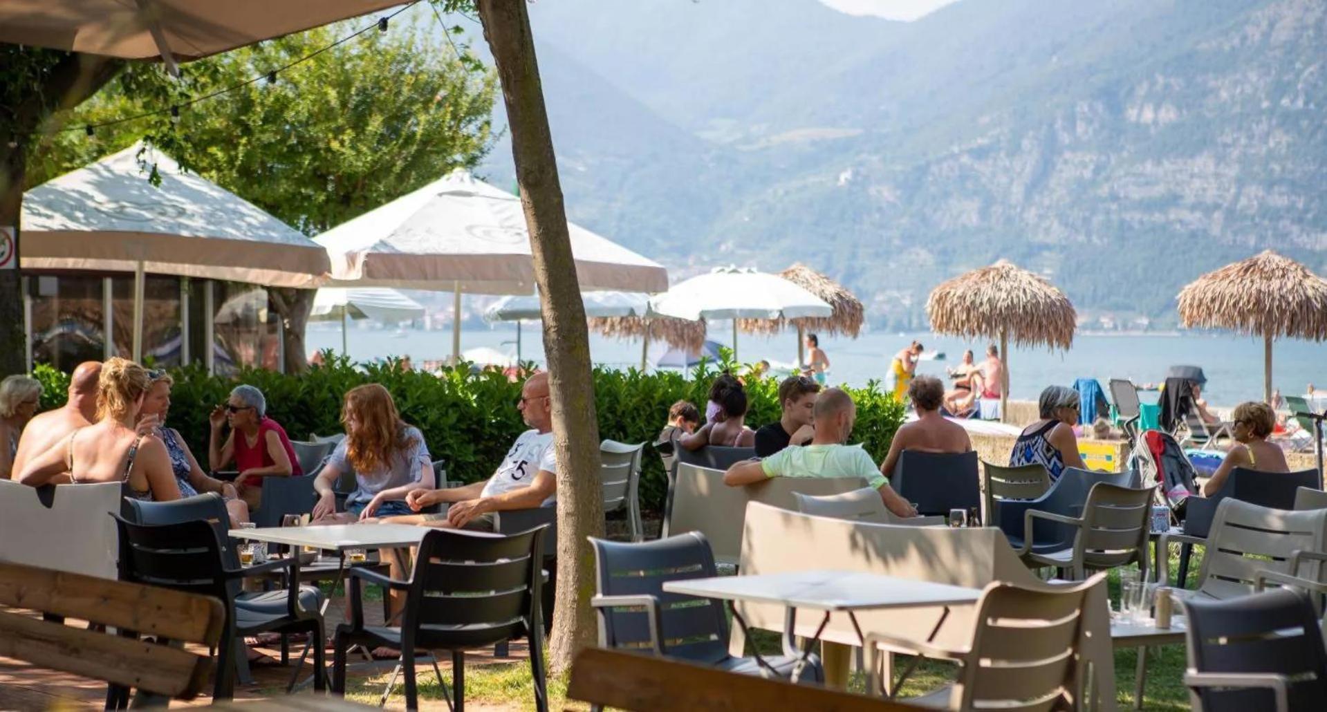 Estivo Premium Deluxe Mobile Homes On Camping Del Sole Village Iseo Exterior foto