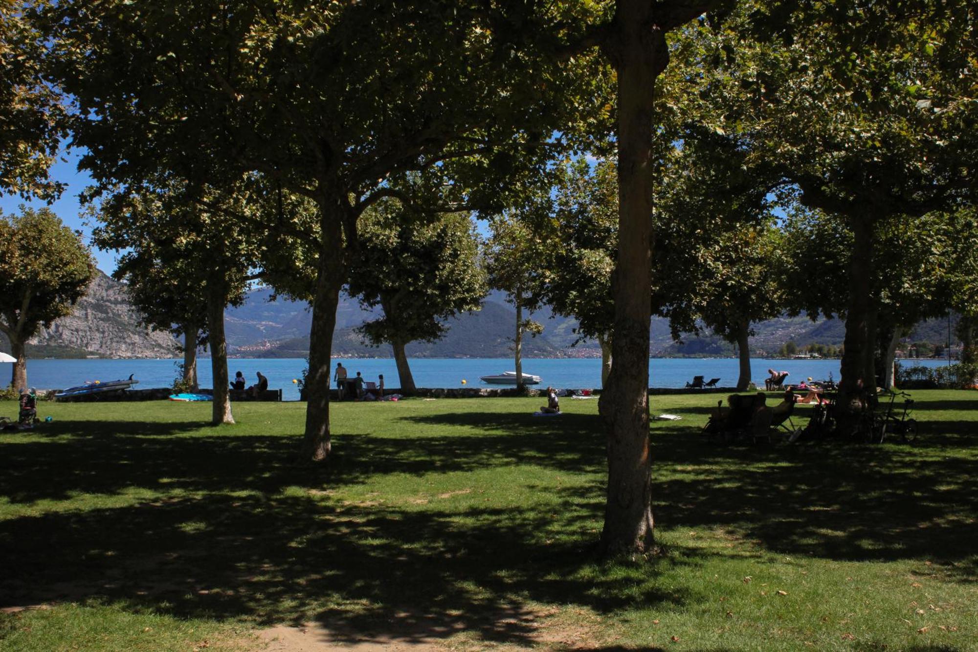 Estivo Premium Deluxe Mobile Homes On Camping Del Sole Village Iseo Exterior foto