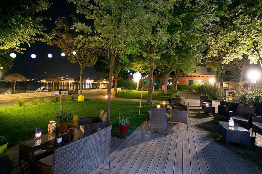 Estivo Premium Deluxe Mobile Homes On Camping Del Sole Village Iseo Exterior foto